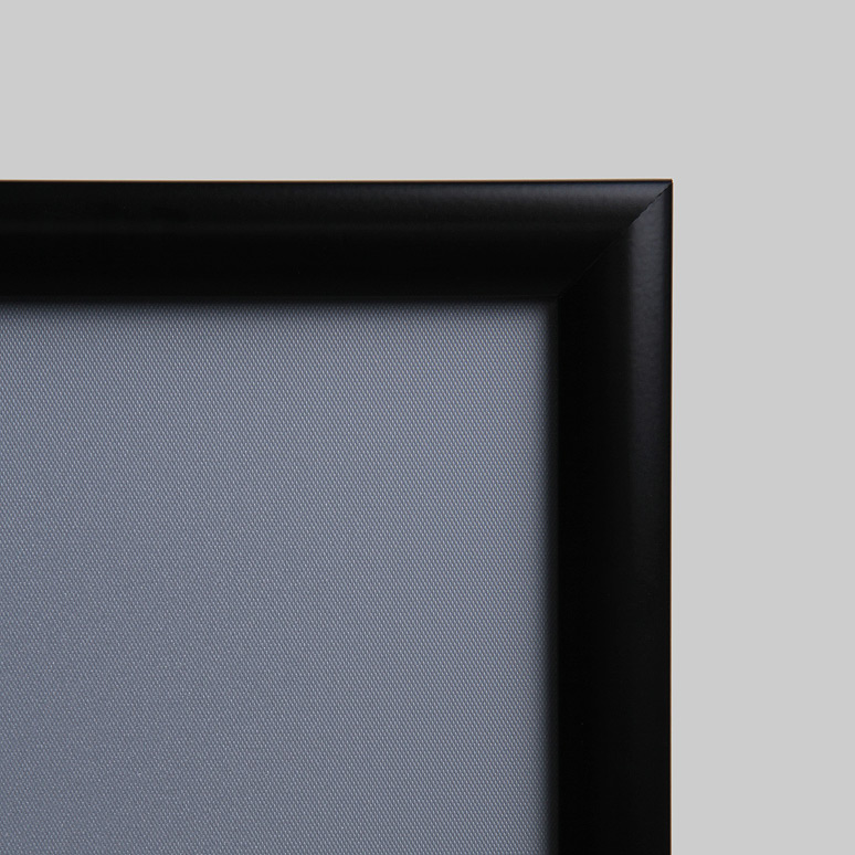 Čierny klaprám A1, ostré rohy, 25mm profil