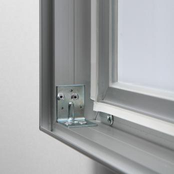 Vitrína 27xA4, robustný rám